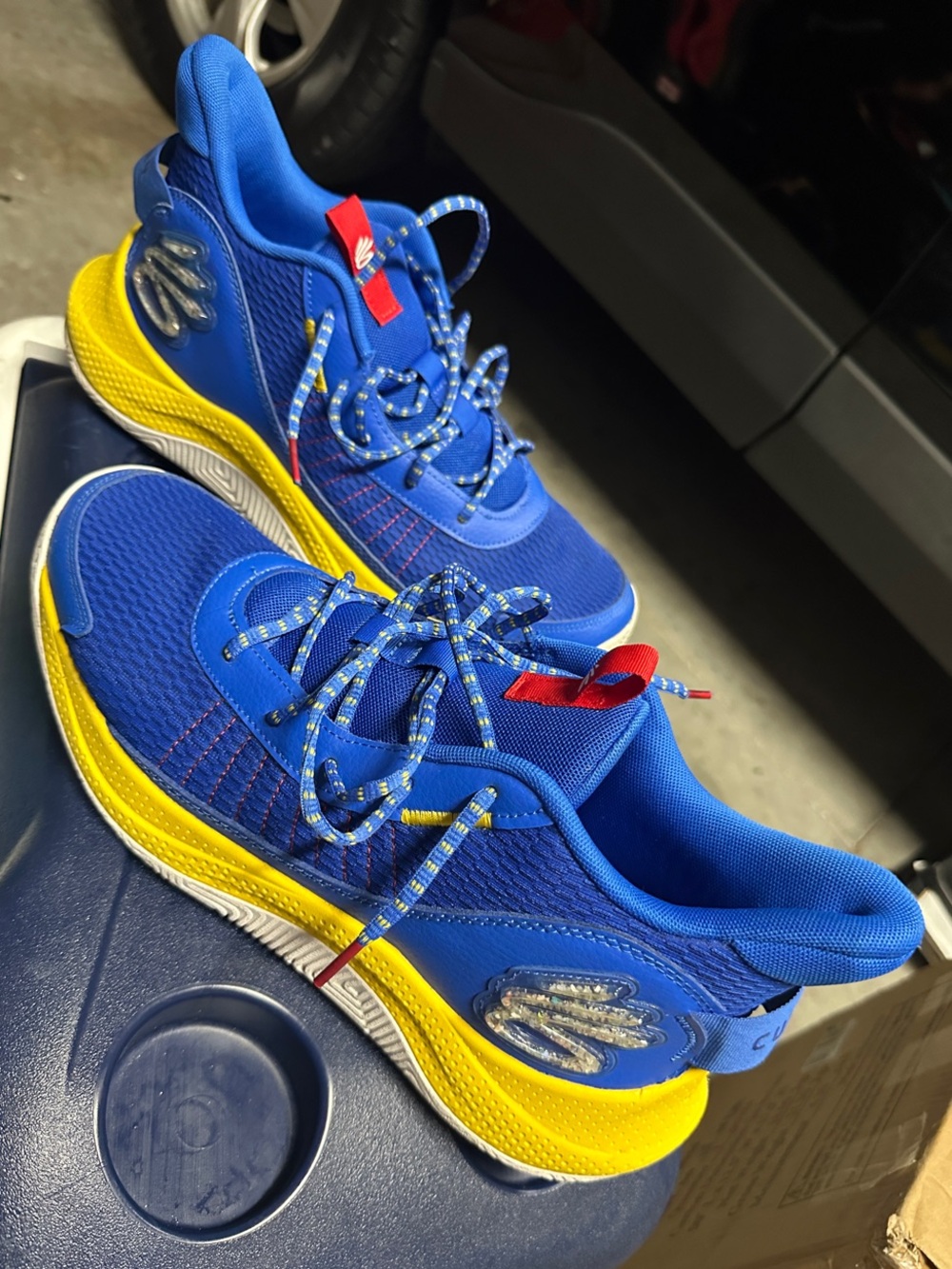 Men's Blue and Yellow Athletic Running Shoes - Lightweight Support Stephen Curry
